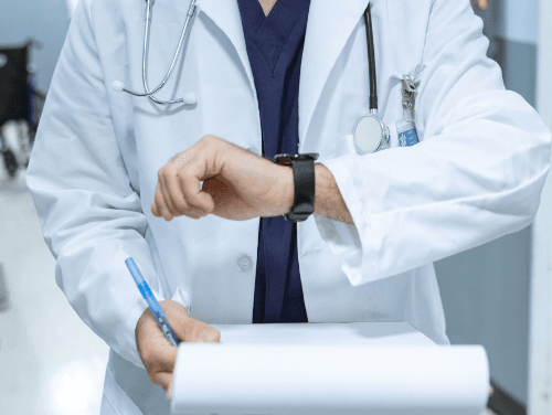 Dialogue en français – Chez le médecin A2